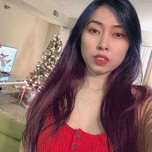 Meet your Posher, Kneesa jane